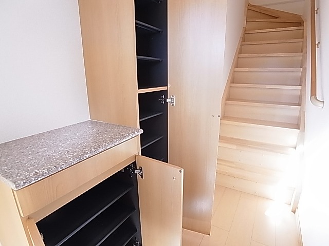 ブローテ・大井Ｂ 玄関