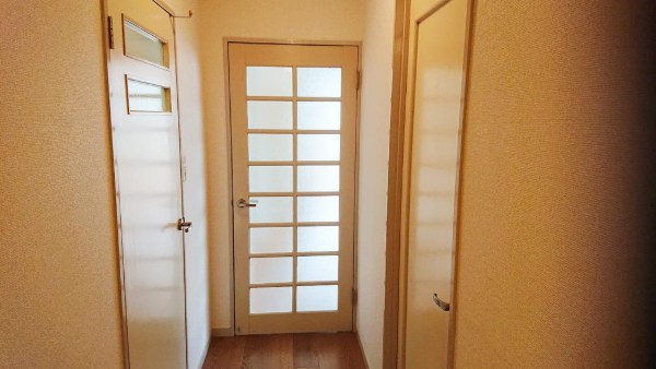 エミネンス東和 玄関