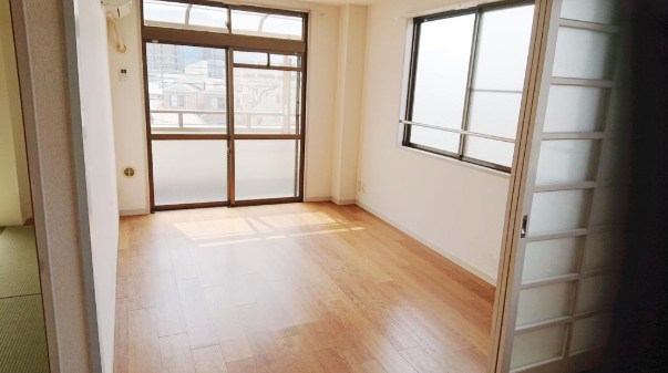 エミネンス東和 ベッドルーム