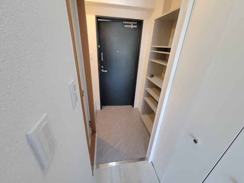 クレセントコート柏 玄関