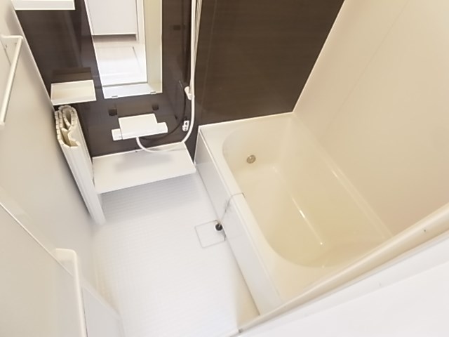 クレール　ド　ルネ 風呂画像