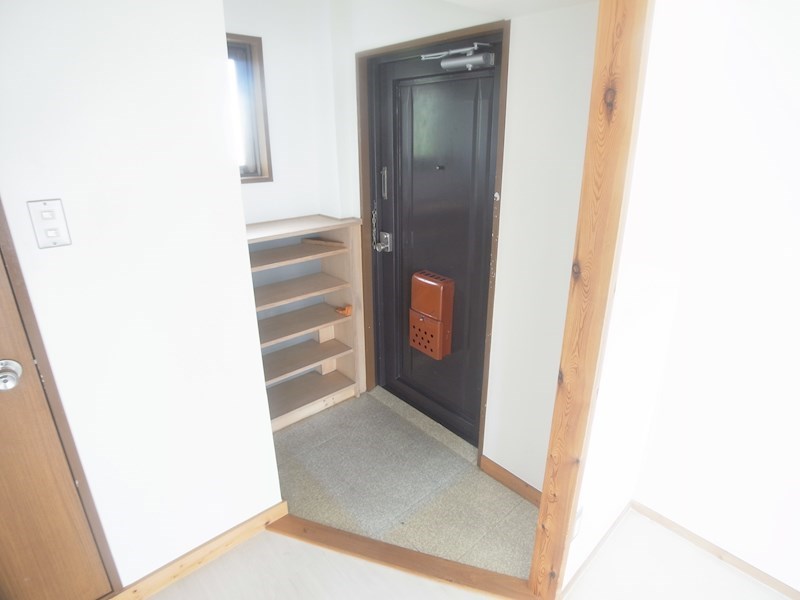 ブラザーマンション湯浅  玄関