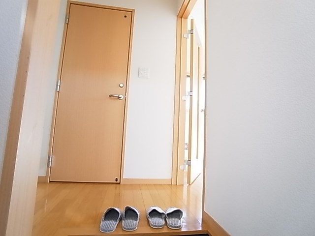 ＳＯＬＥＩＬ花畑 玄関