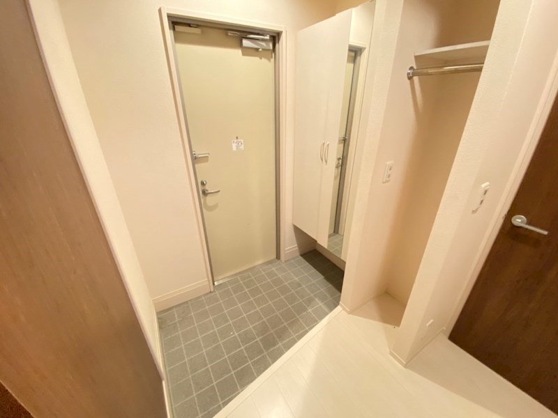 モアニおおたか 玄関