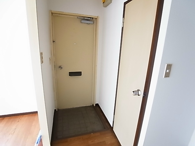 コーポ内山 玄関