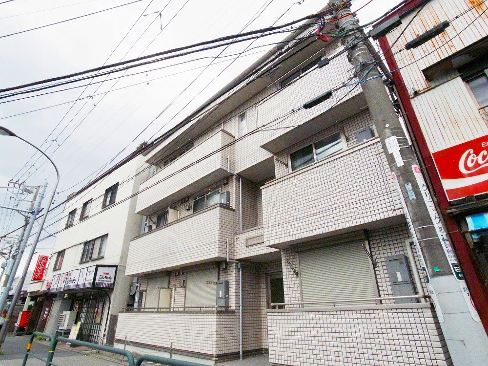 フラット梅島 外観写真