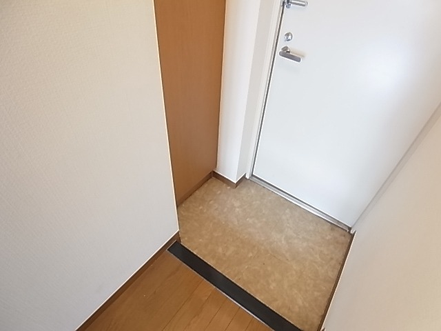 プライム柏 玄関