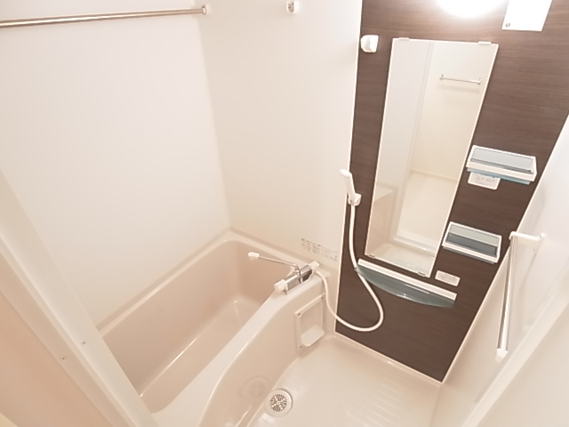 リブリ・BRABUS 風呂画像