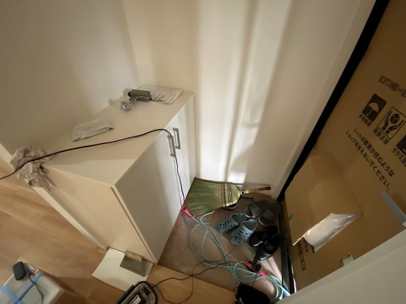 リファレンス胡録台B棟 玄関