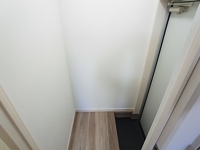 ＢＯＮＤＳ小台 玄関