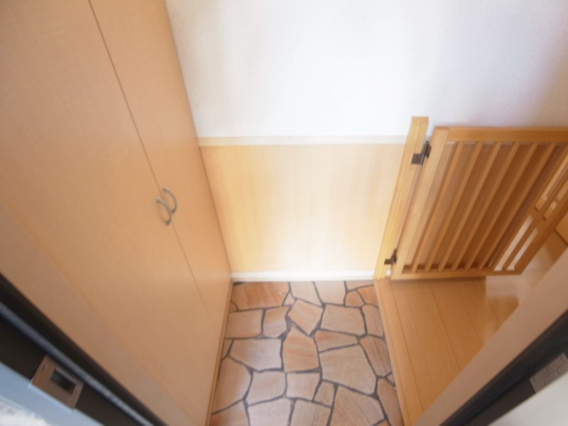 マリアージュ 玄関