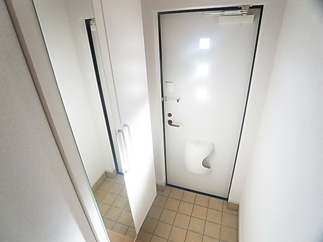 プリムラⅡ 玄関