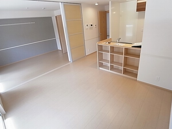 オ・ソレイユABIKO リビング