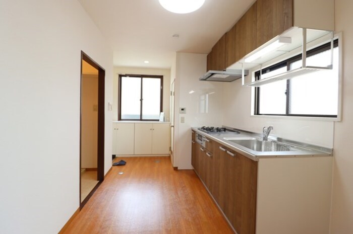 レジデンス八木 リビング