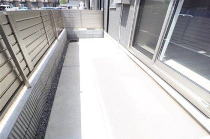 イースト・ヴィラ　Ⅱ ベランダ