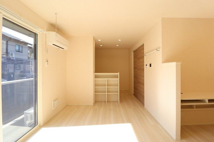 イースト・ヴィラ　Ⅰ リビング