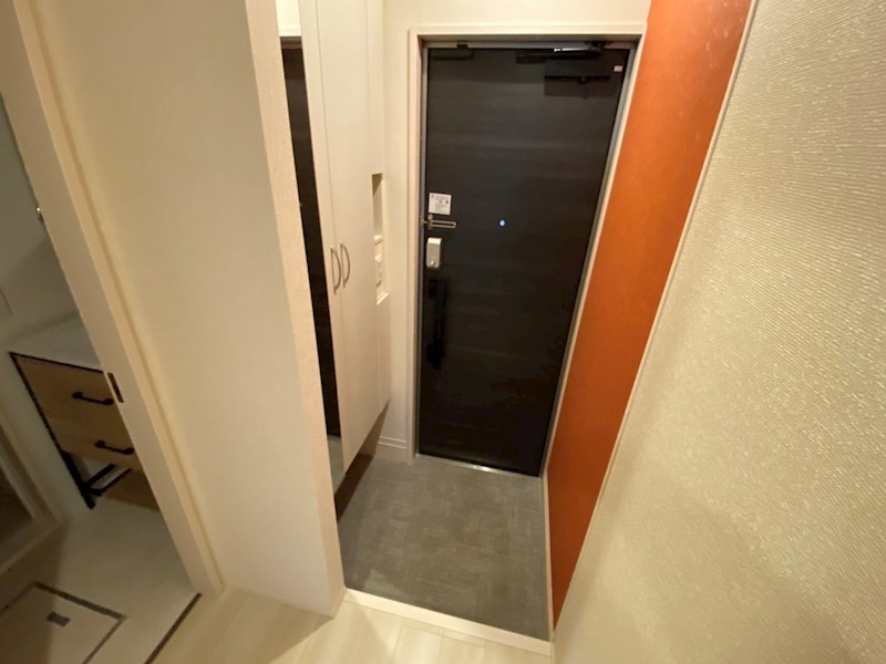 チェントラーレ 玄関