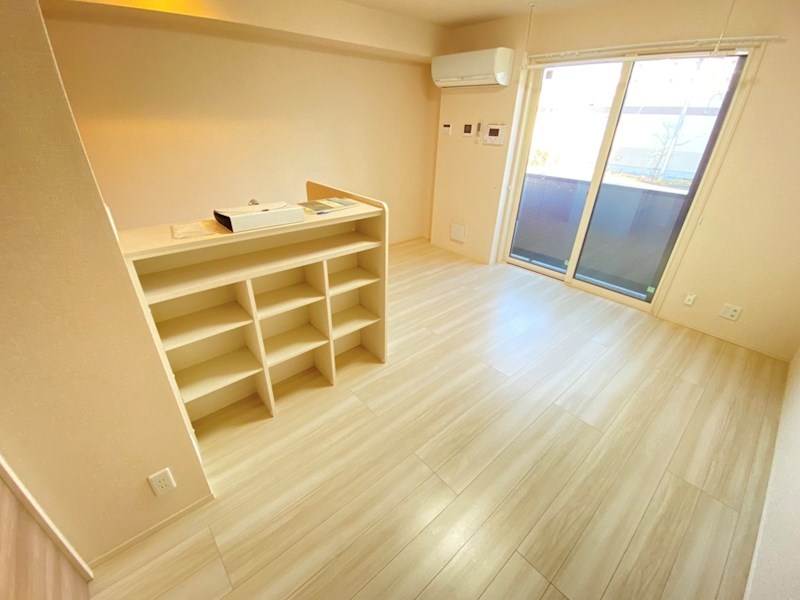 チェントラーレ リビング