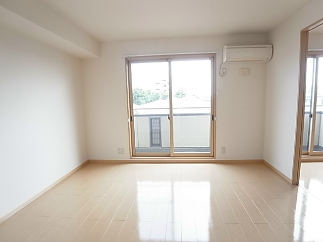 サニーフラットA ベッドルーム