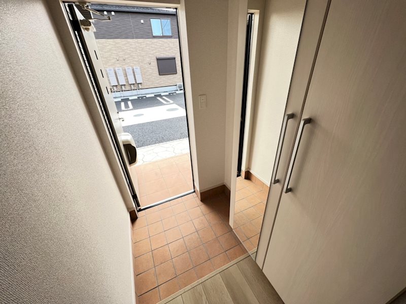 リーブル・プラッツＡ 玄関