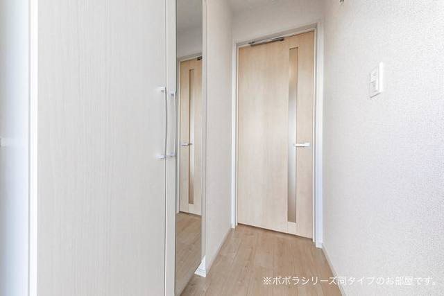 パレスアリオン我孫子D 玄関