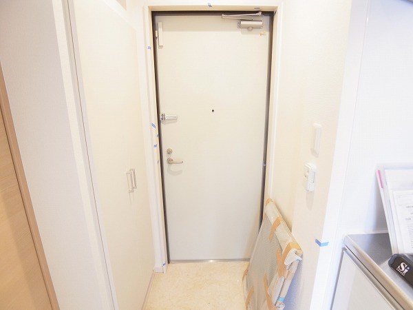 リブリ・ブルーメ 玄関