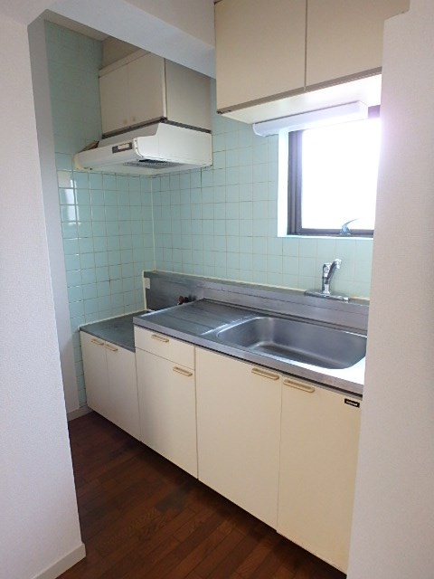 ロイヤルエモンド松戸 キッチン