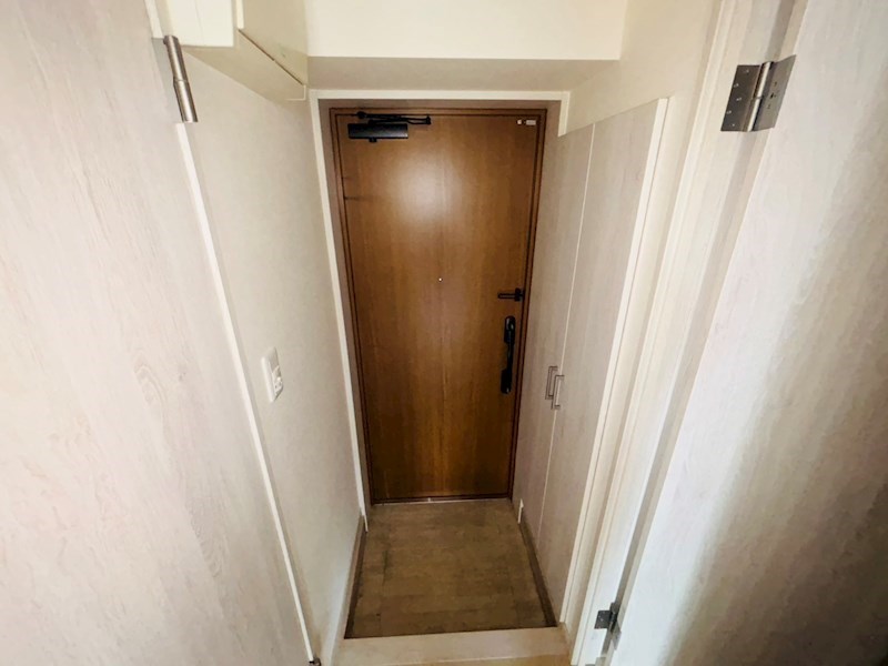 グランビューネレジデンス 玄関