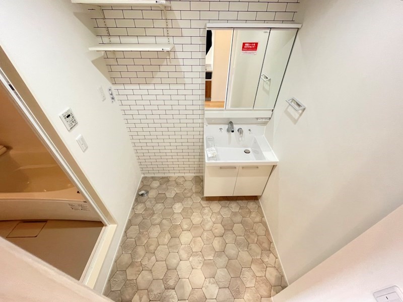 Franklin Ave. その他13