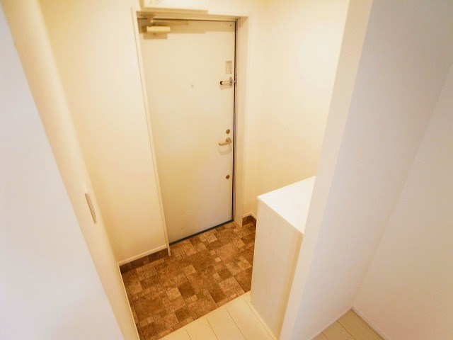 クレシア北松戸 玄関