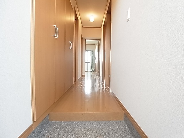 桜台染谷ハイツ 玄関