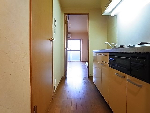 WING(ウイング）  玄関