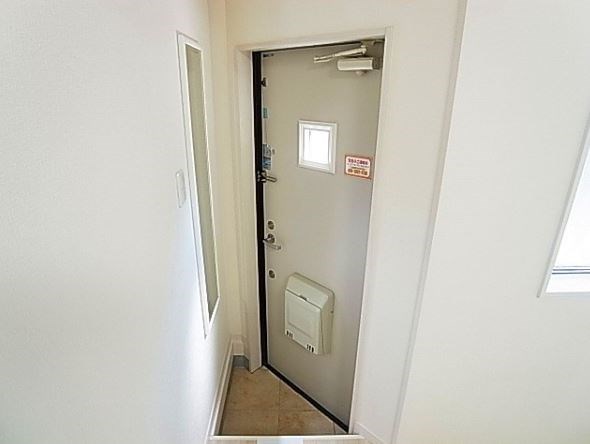 テラスハウス西新井 玄関