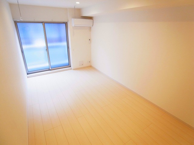 リブリ・ＡＫ ベッドルーム