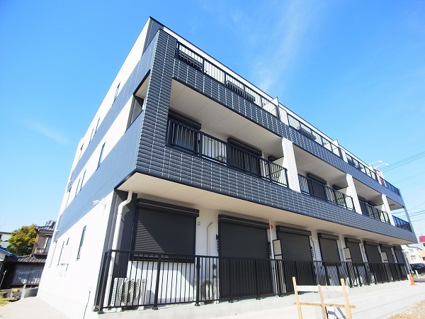 ロチュス・ルカルデ 205号室 外観