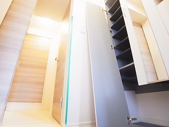 アスタリスク 玄関