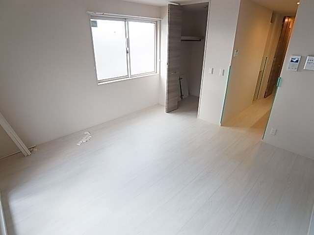 アスタリスク リビング