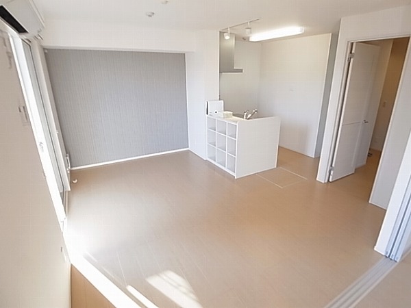 カーザ・ビアンカ リビング