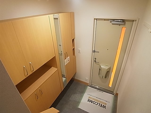 ランセ今谷E 玄関