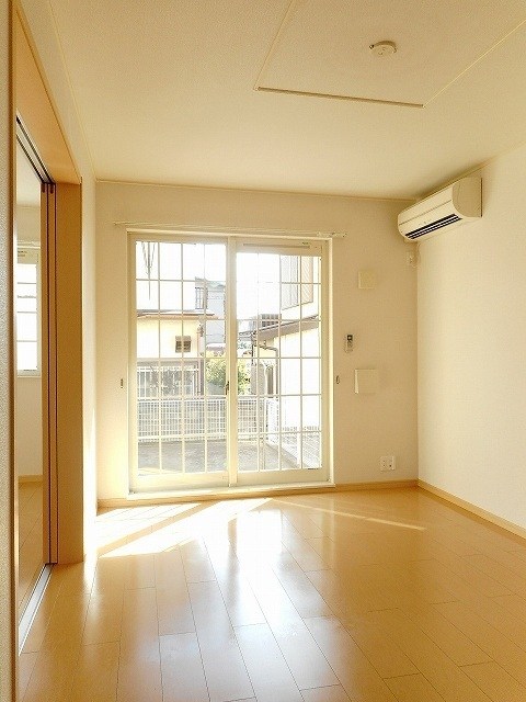 エテルノ　ピアッツァA リビング