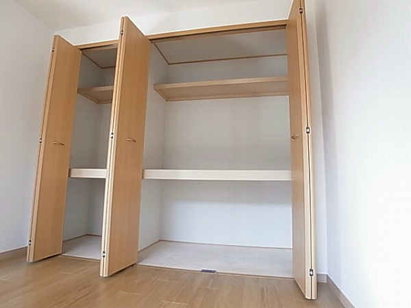 サン・モールⅢ その他3