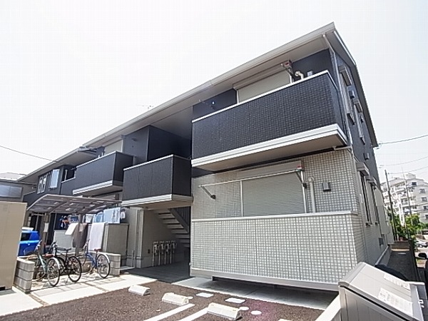 ペンブローク 201号室 外観