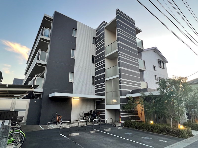 ウィステリア西新井  外観写真