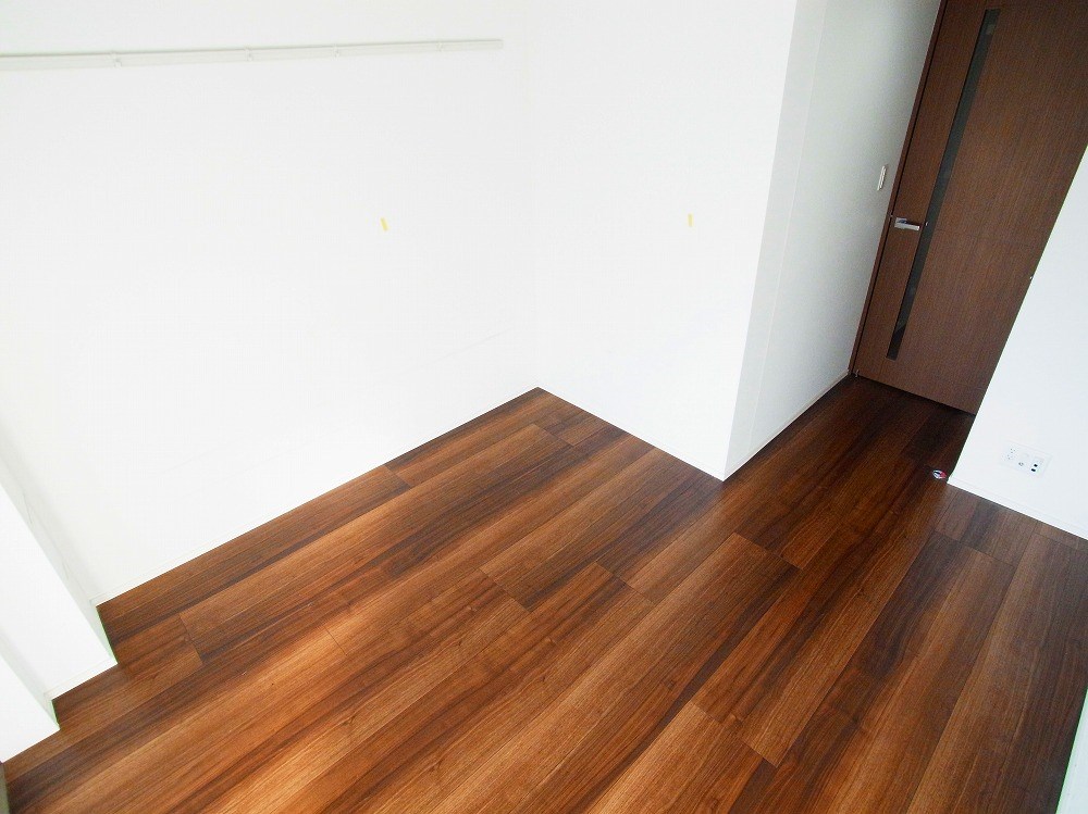 ライジングプレイス綾瀬 リビング