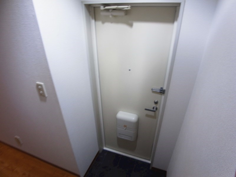 ピアコートＣ棟 玄関