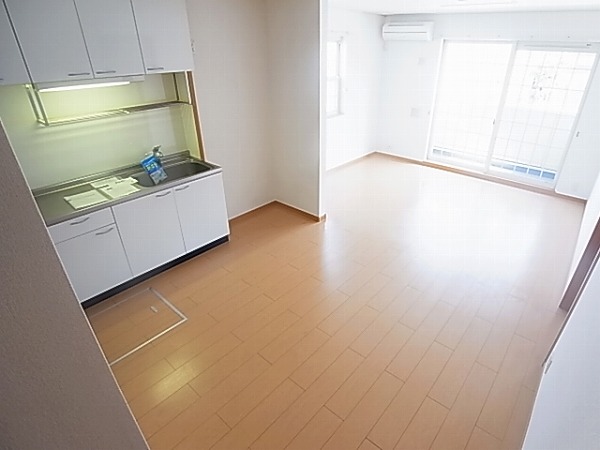 スプレン　ディード　Ａ リビング