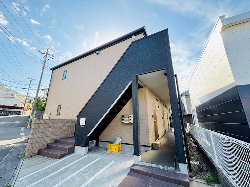 Iris 102号室 外観