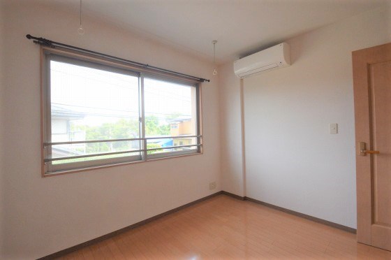 メイクスD棟 ベッドルーム