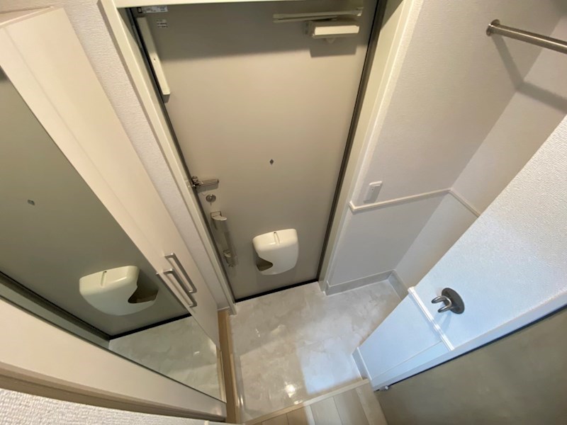 クレセール 玄関