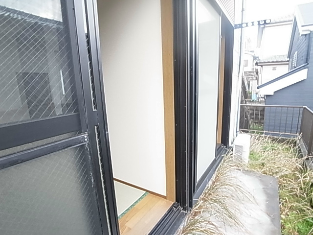 エステート・ヴィラ・コート ベランダ